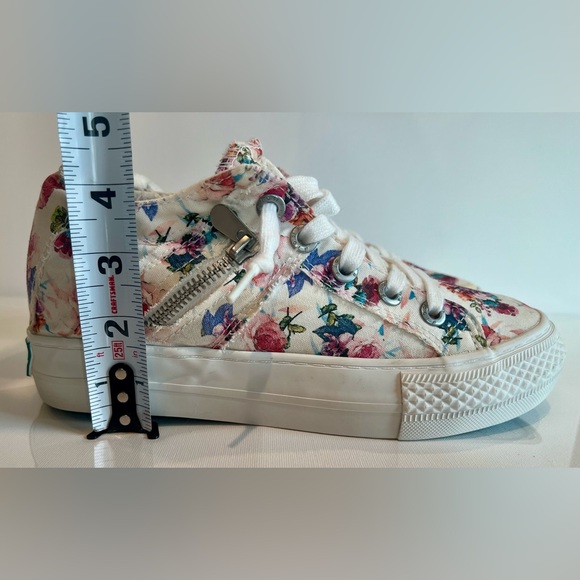 Blowfish Floral Side Sip Sneakers Size 7.5 Women’s - Picture 11 of 13